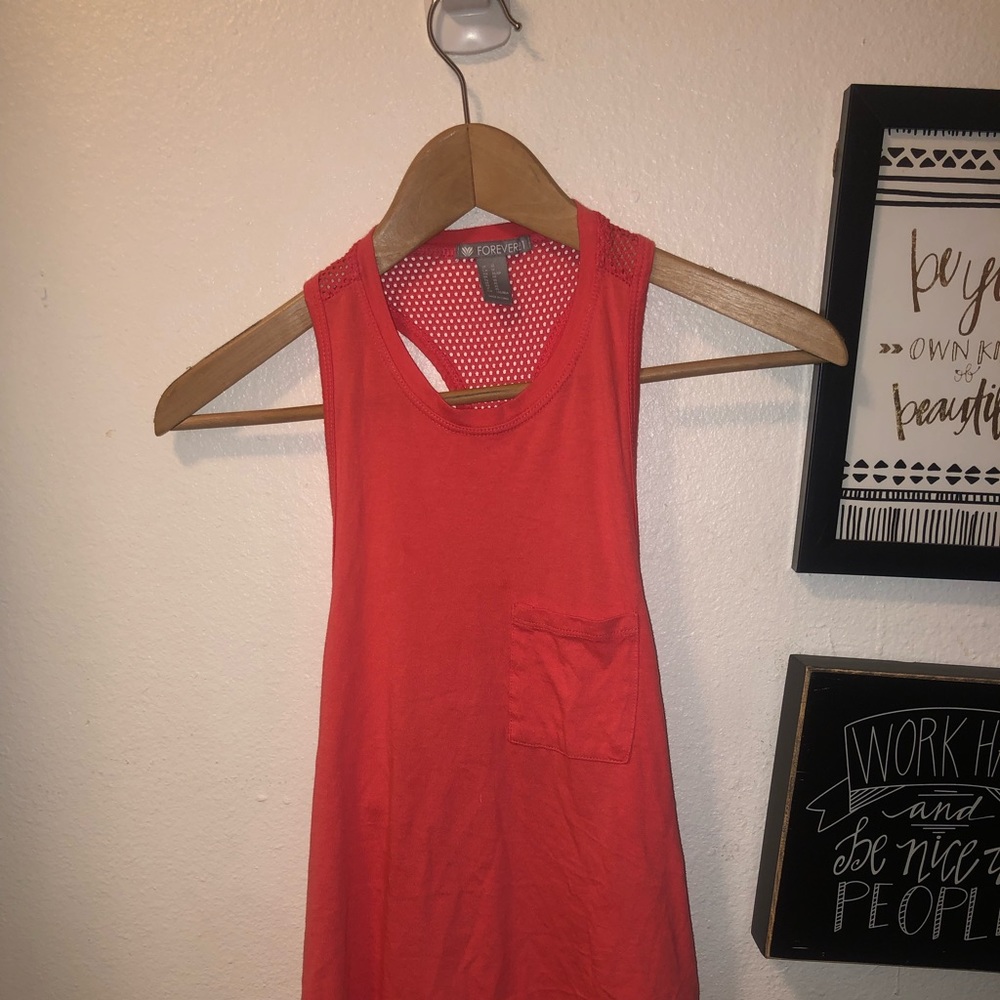 Women’s tank top